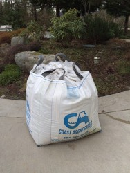 top soil delivery, garden soil delivery, squamish, big bag delivery